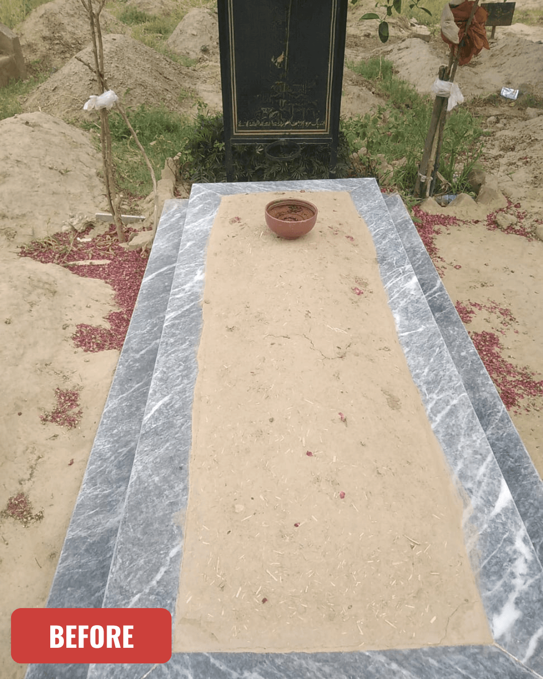 Grave before cleaning in Karachi
