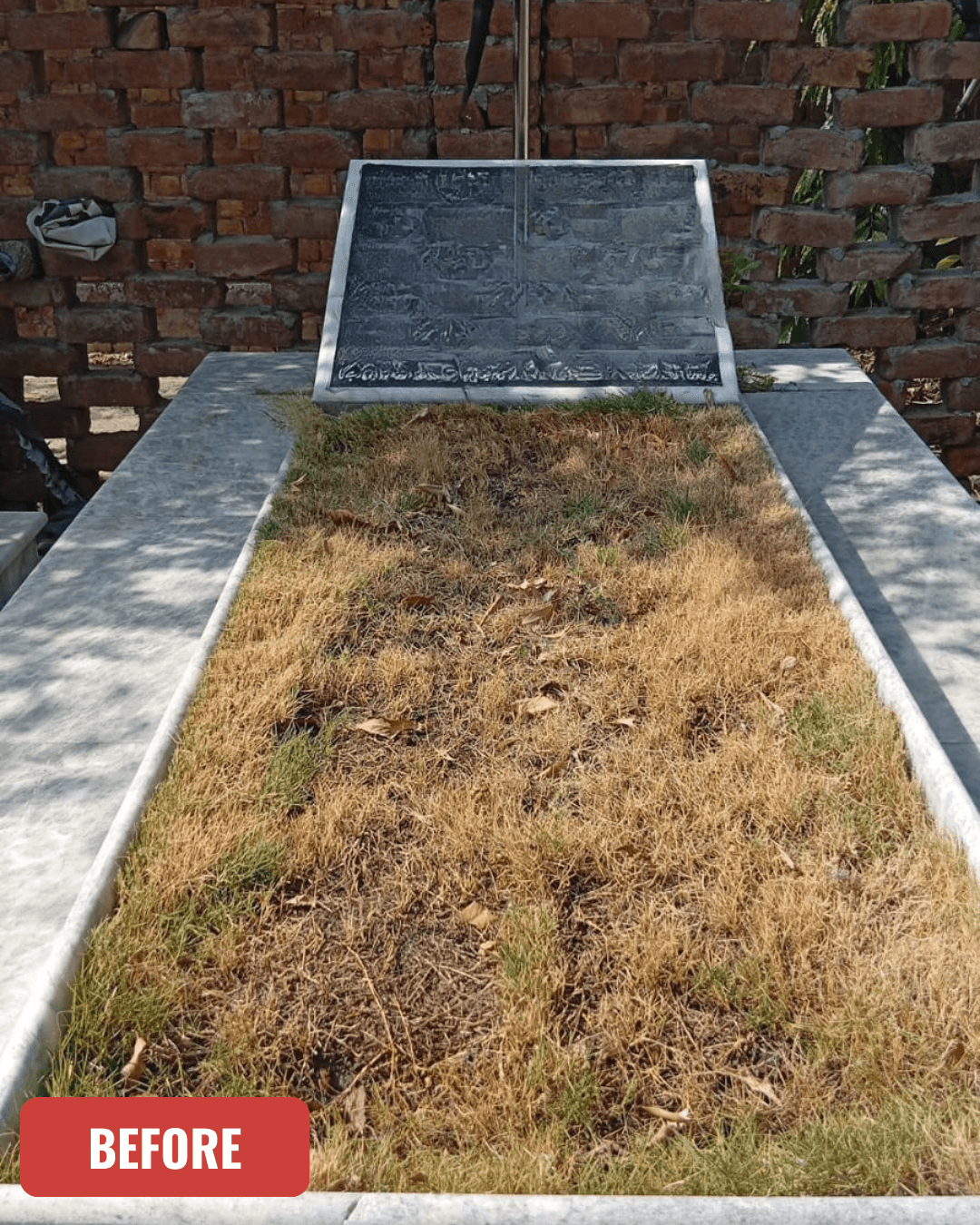 Grave before cleaning in Sialkot